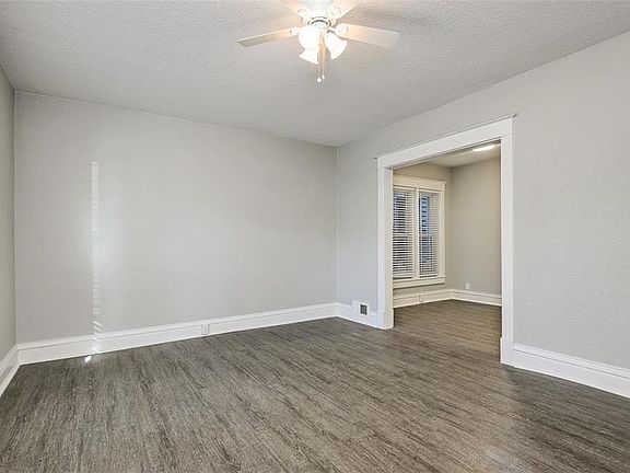 5th image of 2845 Belleview Ave Unit 1