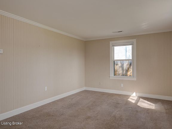 4th image of 1723 Lakeside Dr