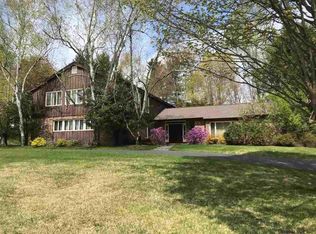 52 Wincrest Dr, Queensbury, NY 12804