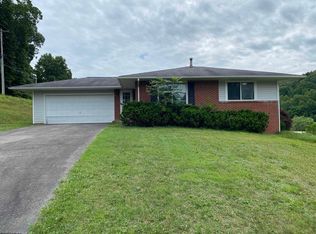 106 Gaston Manor Rd, Jane Lew, WV 26378