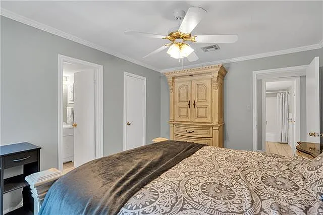 3201 Saint Charles Ave #220 — Photo 20
