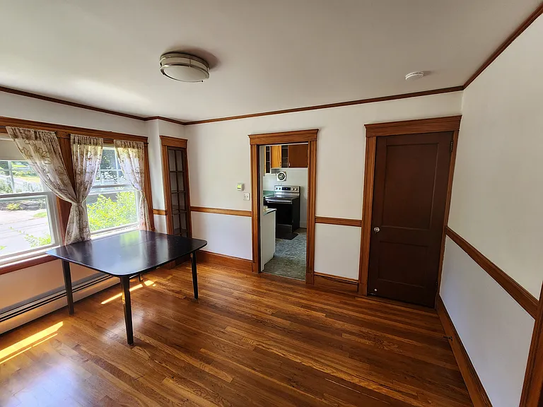 35 Bowker St — Photo 6