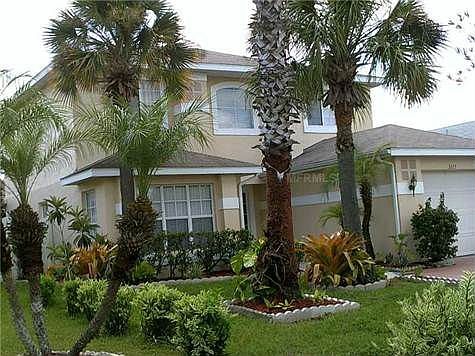 2nd image of 3223 Brewster Dr