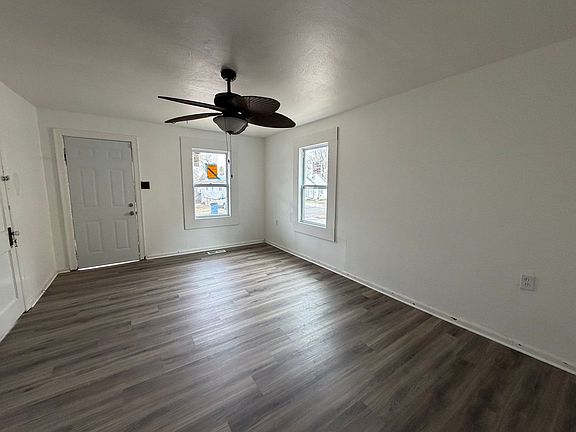 3rd image of 7218 Albright Ave