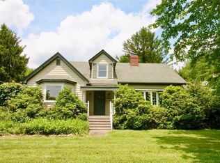 2767 W Bardonner Rd, Gibsonia, PA 15044