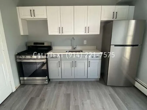 224 Sommerville Pl APT 1, Yonkers, NY 10703