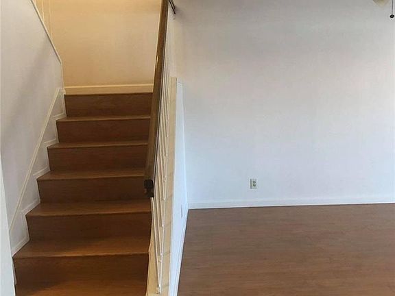 3rd image of 23001 Paseo De Terrado Unit 4