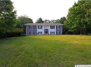 935 Middletown Lincroft Rd #R, Middletown, NJ 07748