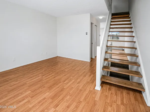 85 Chambers Ave APT 5, Eagle, CO 81631