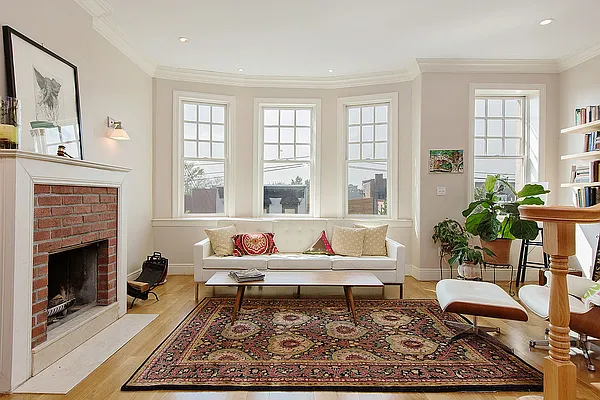 Sold by Brooklyn Real Inc | media 16