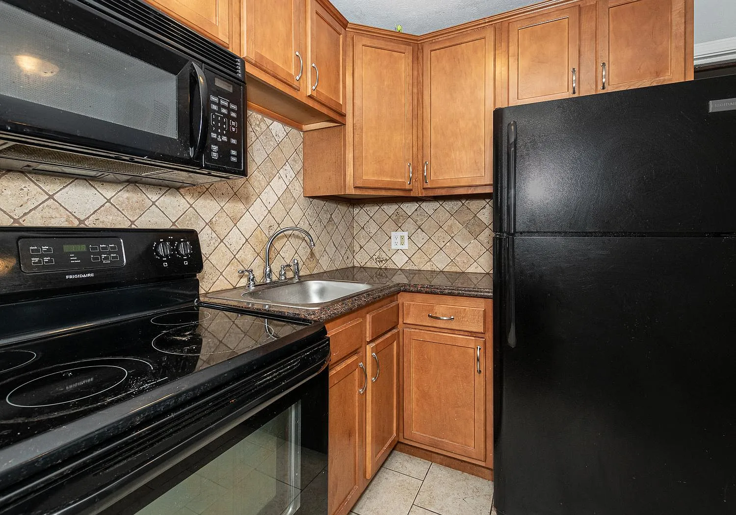 3925 Torrance Dr APT 4 photo 1