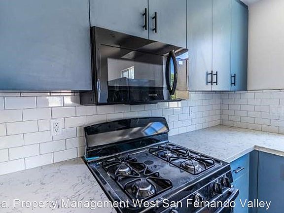 3rd image of 6623 Beck Ave