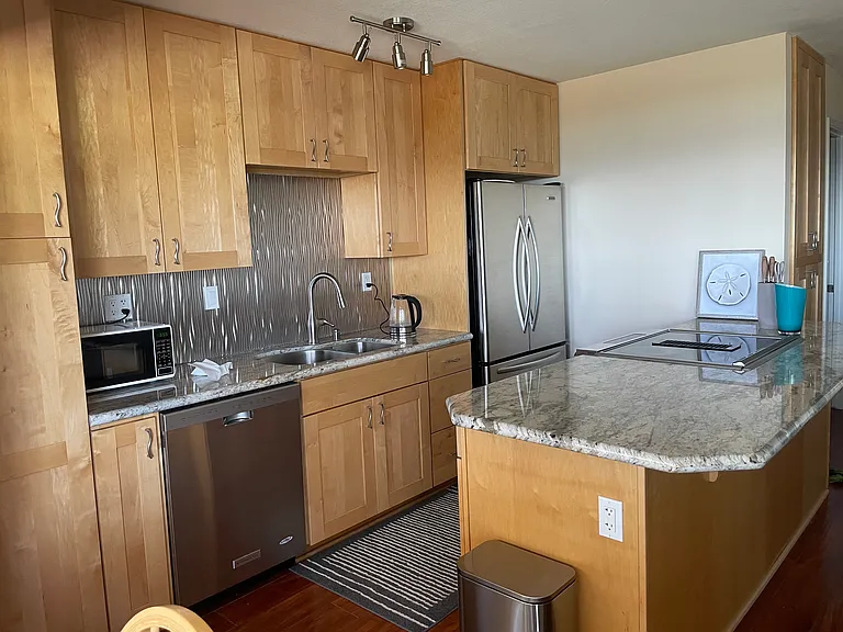825 Balboa Ave #104 — Photo 19