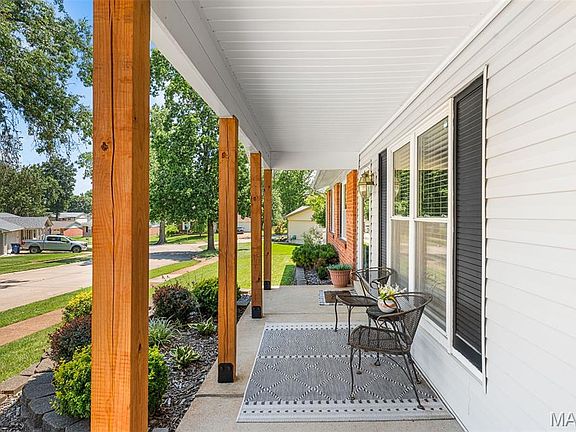 4th image of 6339 Treehouse Trl