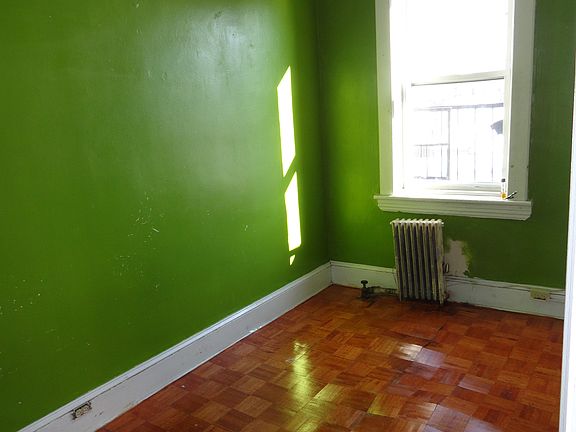 4th image of 900 Central Ave APT 11