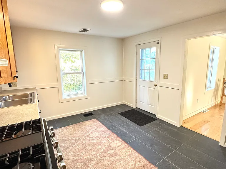 378 North Ave — Photo 10