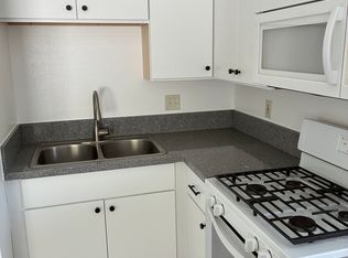 245 Leighton Dr APT B, Ventura, CA 93001
