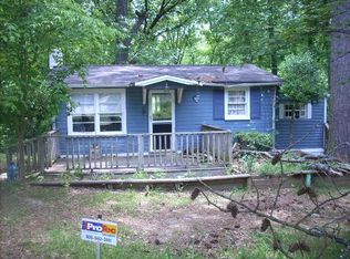 104 Ridgeway Dr, Greenwood, SC 29649