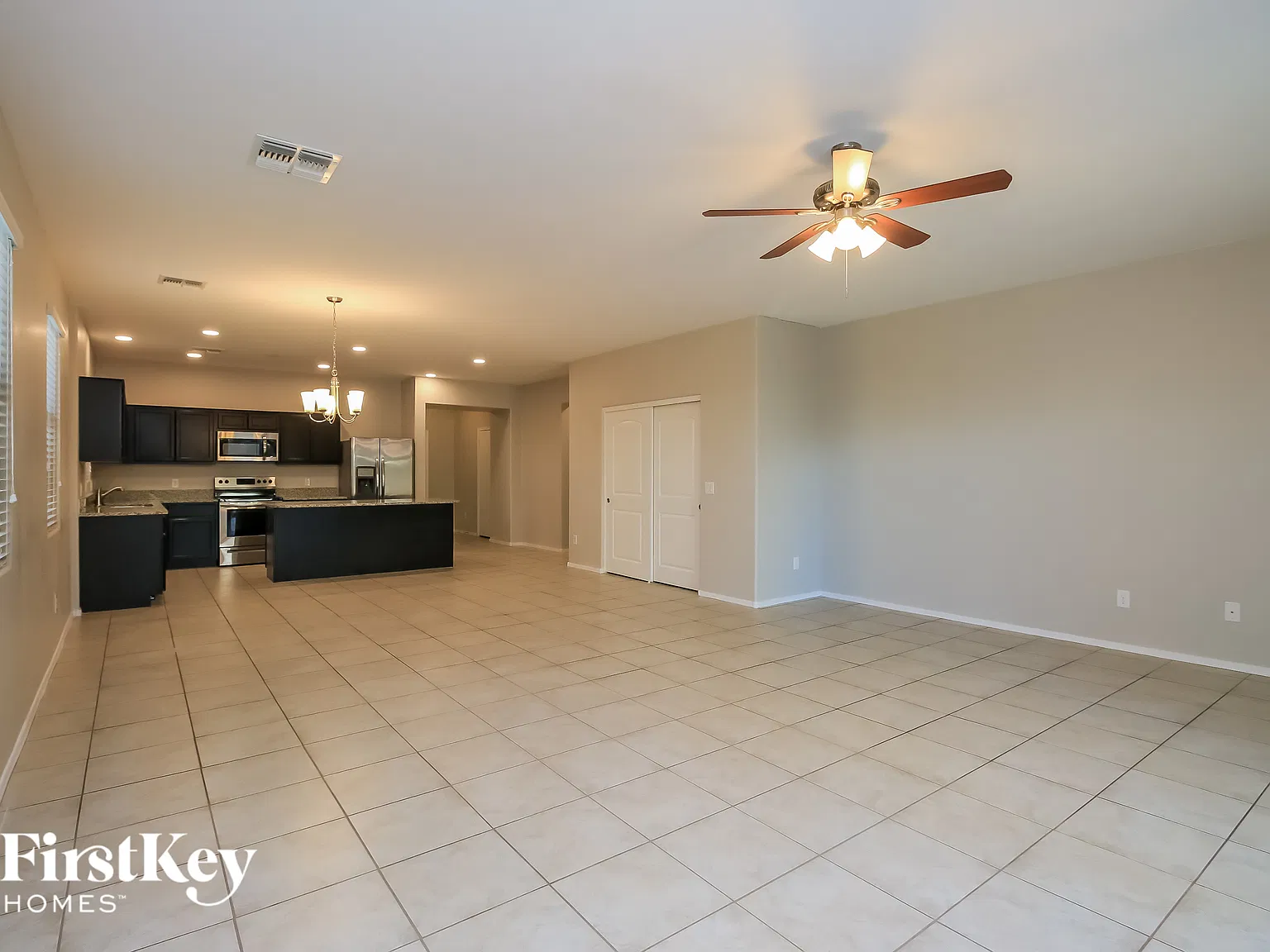 4 bed, 2.0 bath, 2082 sqft, $2,150 — Photo 3