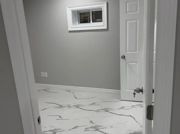 (undisclosed Address), Elmont, NY 11003