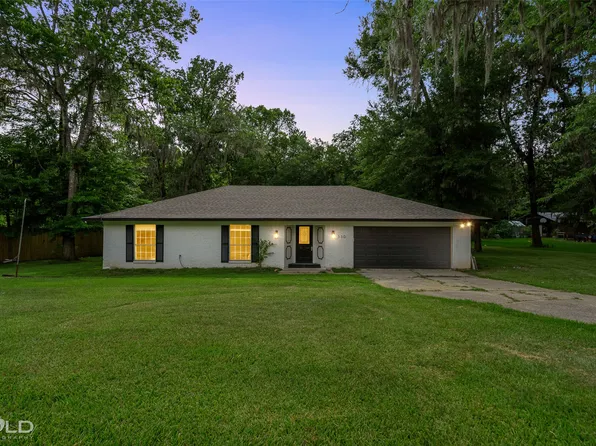 330 Evangeline Dr, Elm Grove, LA 71051