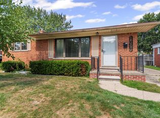 1563 Beaupre Ave, Madison Heights, MI