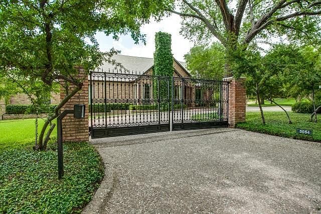 1st image of 5054 Lakehill Ct