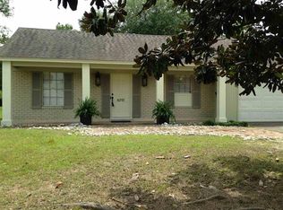 6215 Westgate Dr, Beaumont, TX 77706