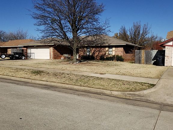 2nd image of 1129 N Patterson Dr