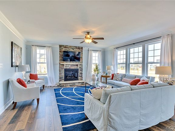 2nd image of 12100 Elnora Lane Gln