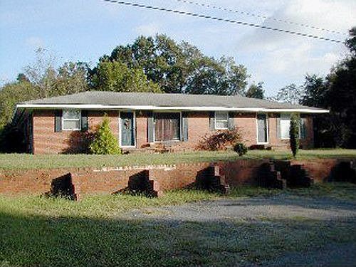 2nd image of 2001 Barker Blvd
