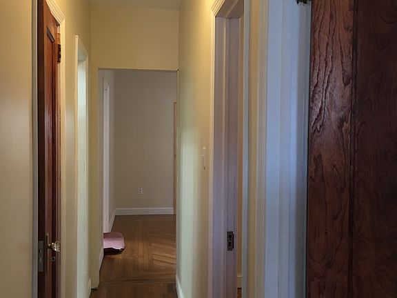 5th image of 2840 36th St
