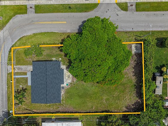 3rd image of 21421 SW 110th Ave