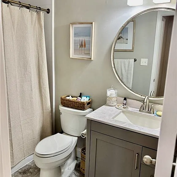 810 Holbrook Dr — Photo 24