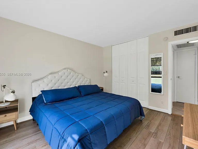 3101 N Country Club Dr #105 — Photo 9