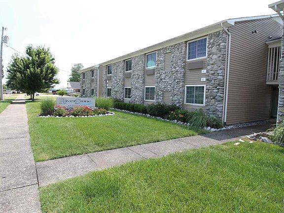 4th image of 430 Adams St