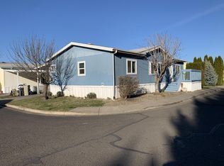 2552 Thorn Oak Dr SPC 49, Medford, OR