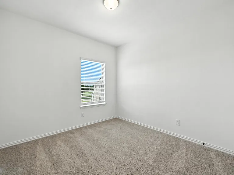 630 Redwood Way — Photo 16