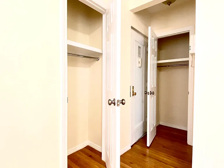 503 E 78th St #4B — Photo 6