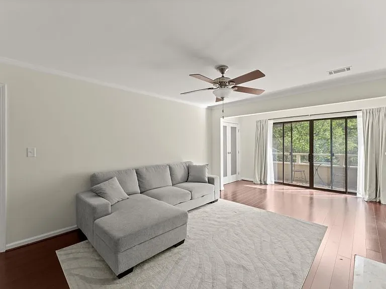 25312 Plantation Dr NE — Photo 9