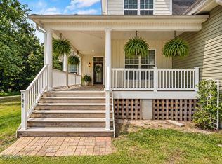 141 Sweetbrier Drive, Burgaw, NC 28425