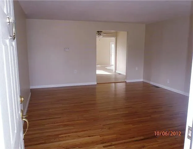 1356 Peppervilla Dr — Photo 5