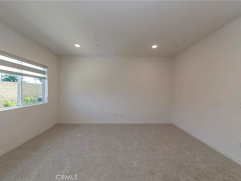 11502 Artesia — Photo 18