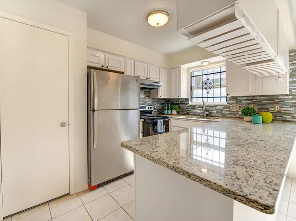 14633 Perthshire Rd, Houston, TX 77079