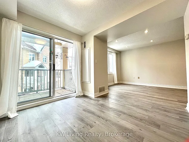 75 Weldrick Rd E #834 — Photo 3