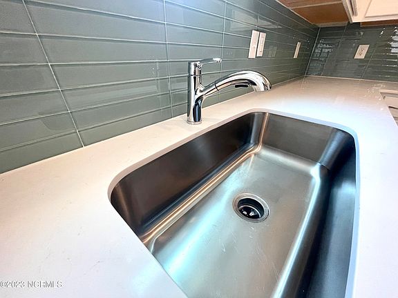 4th image of 8811 Colbert Place Drive