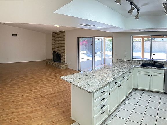 4th image of 13834 N 57th Pl