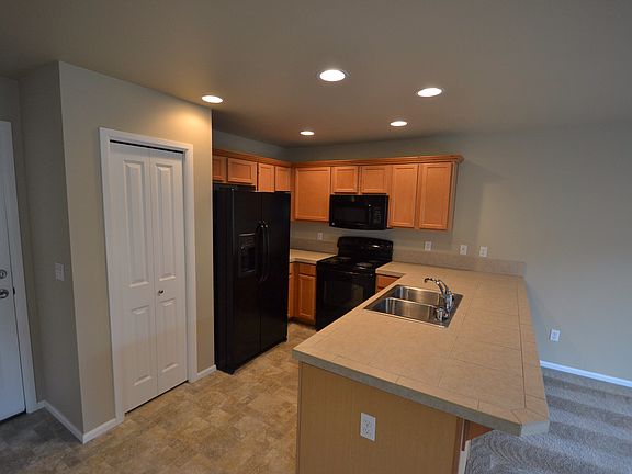 3rd image of 12805 81st Avenue Ct E