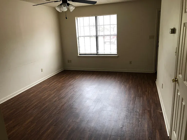 508 N Cross St — Photo 2