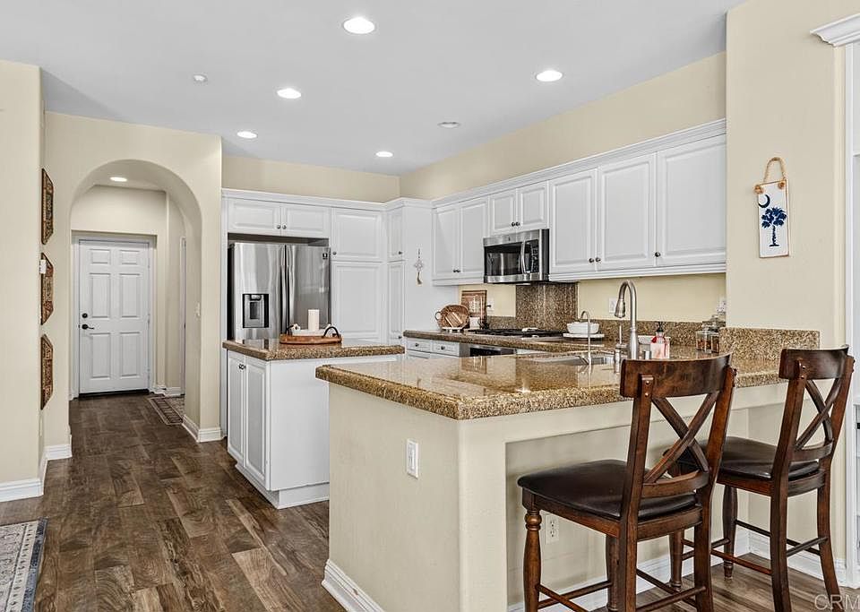 1st image of 170 Paseo Vis